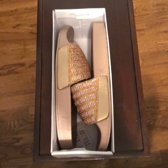 NWT and Box Rose Gold Slides - Picture 3 of 3